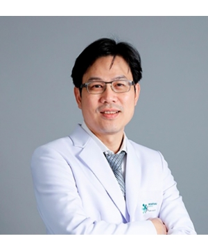 Dr.Nutthiwut Wattanaraksakul